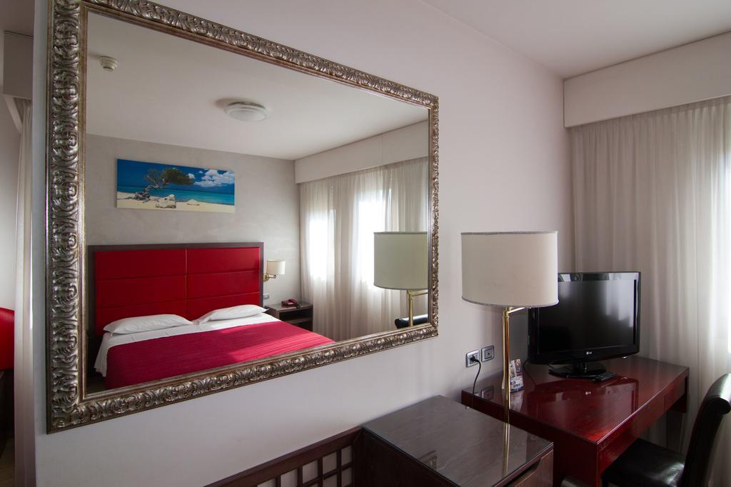 Hotel Alan Anzola dell'Emilia Exterior photo